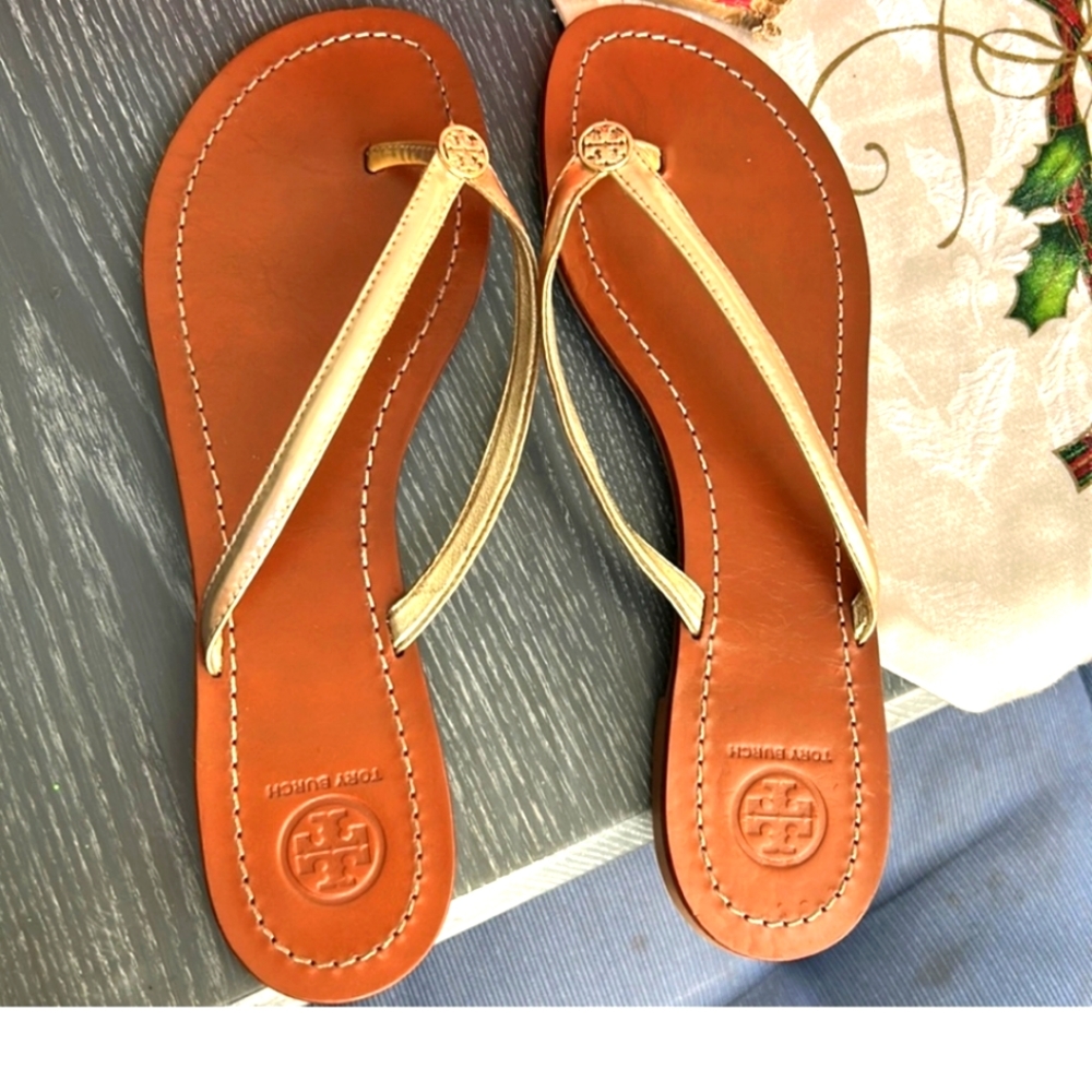 AUTHENTIC TORY SANDALS